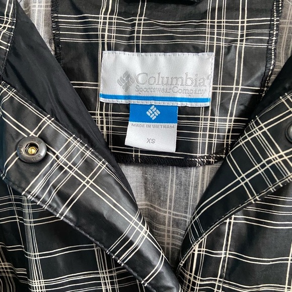 Columbia Black and Gray Trench Coat with Hood - Picture 6 of 8